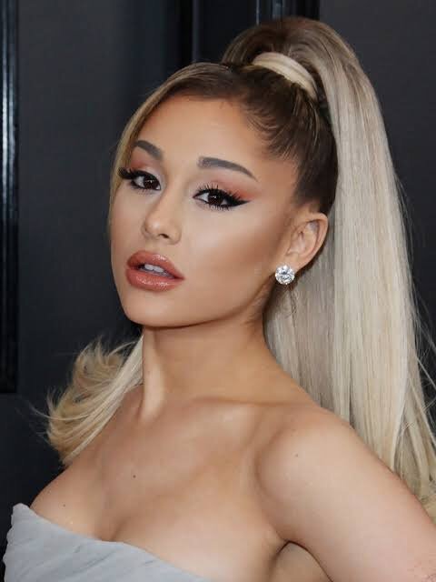 Ariana Grande - Porn Videos & Photos - EroMe