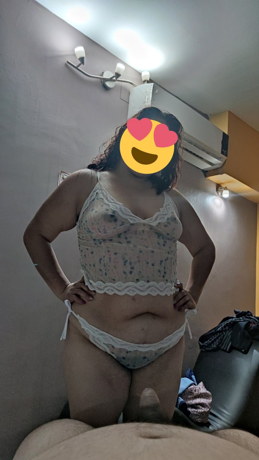 Esta señora le gusta coger con amigos, de su esposo😈 #cKXi0OhE