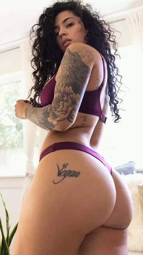Pacote de garotas do Facebook no formato 9x 16 para papel de parede ou plano de fundo #lgOGGhV7