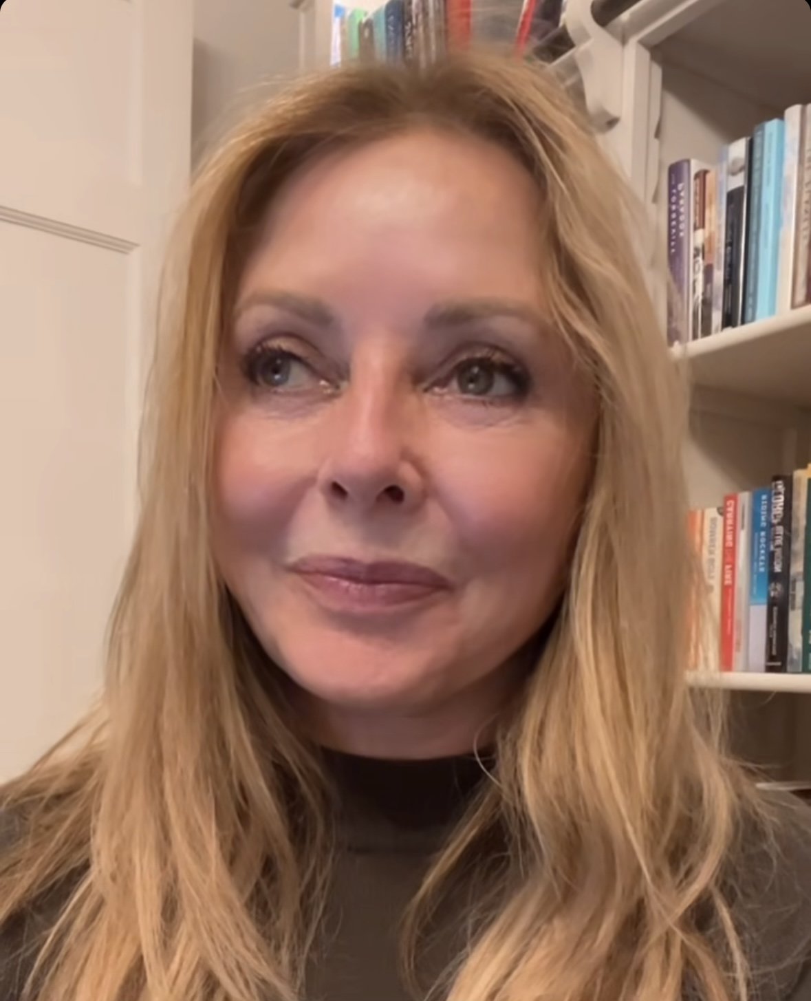 Carol Vorderman #ZllLAUbz