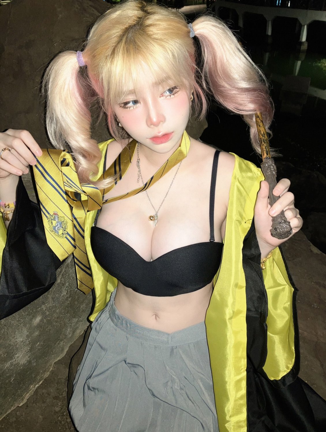 Horny Thailand Streamer Slut Love To act like a Whore (Deepfake) #hOGygpxd