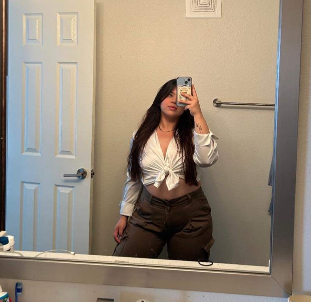 Random FB dating hoes. #yHa1gpEV