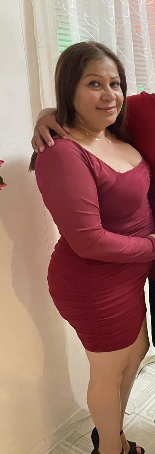 Hondurena milf my ex mom she a baddie lowkey #HI6AMdO8