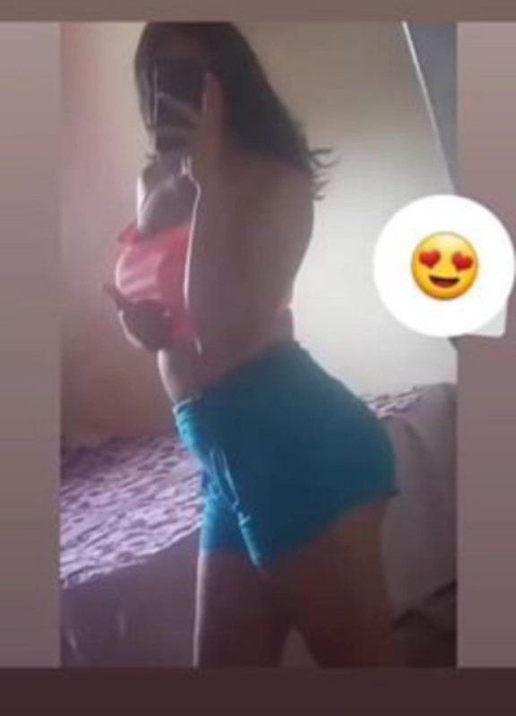 Oque acharam dessa putinha novinha quem for tribute pra ela chama pv para mas fotos dessa putinha #BlcdpFk8