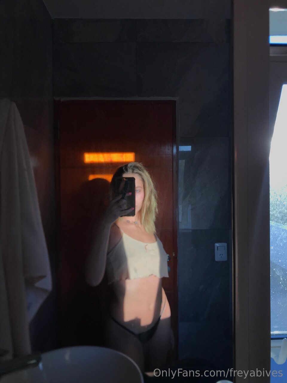 Vuelve la Rubia Argentina más perecta de todas #qki9tZwe